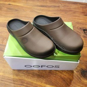 Oofos Brown Clog - Men 5 / Wm 7